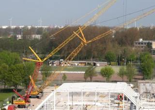 Верижни кранове - решетъчна стрела Liebherr LR 1160