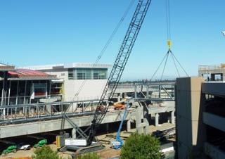 Верижни кранове - решетъчна стрела Liebherr LR 1300 SX