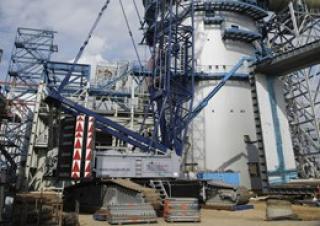 Верижни кранове - решетъчна стрела Liebherr LR 1350/1