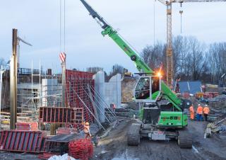 Верижни кранове - телескопична стрела Sennebogen 613E