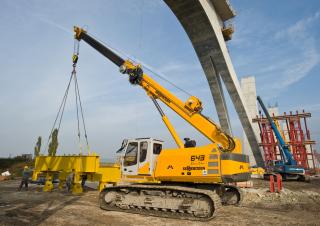 Верижни кранове - телескопична стрела Sennebogen 643E