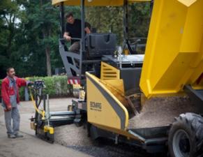 Верижни машини за асфалт Bomag BF 300 C-S 340-2