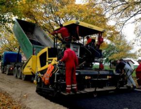 Верижни машини за асфалт Bomag BF 700 C 2 S 500