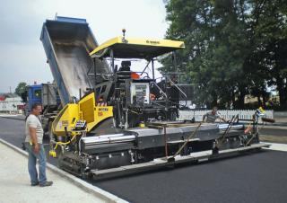 Верижни машини за асфалт Bomag BF 800 C 2 S 500
