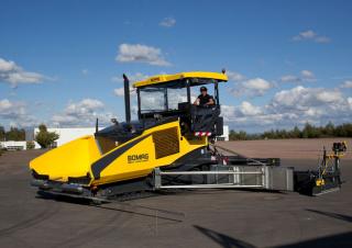 Верижни машини за асфалт Bomag BF 800 C 2 S 500