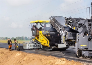 Верижни машини за асфалт Bomag BF 800 C 3 S 600
