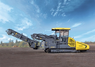 Верижни машини за асфалт Bomag BMF 2500 M