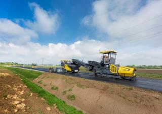 Верижни машини за асфалт Bomag BMF 2500 S FLEXMIX