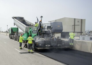 Верижни машини за асфалт Vögele Super 1800-3i SprayJet
