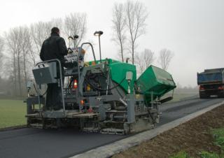 Верижни машини за асфалт Vögele Super 800