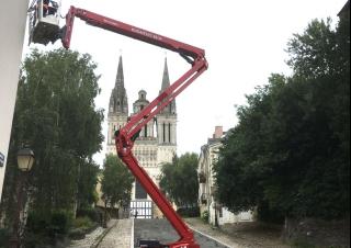 Артикулиращи подемници тип стрела Пълзящи повдигачи с подвижна стрела Hinowa Lightlift 26.14 Performance IIIS MK3