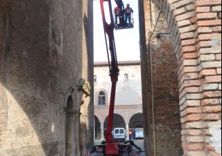 Артикулиращи подемници тип стрела Пълзящи повдигачи с подвижна стрела Hinowa Lightlift 26.14 Performance IIIS MK3
