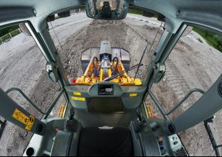 Верижни товарачи Liebherr LR 636 G8.0