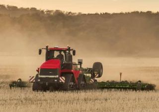 Верижни трактори Case IH Quadtrac 500 CVX