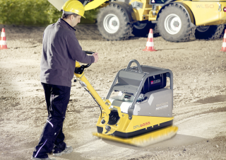 Вибролочи - уплърнителна техника Виброплочи с обратен ход Wacker Neuson DPU6555Hec 