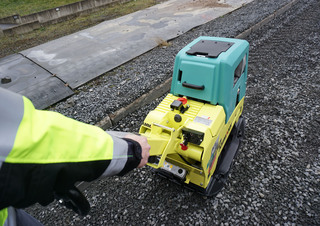 Вибролочи - уплърнителна техника Виброплочи с обратен ход Ammann APH 5575