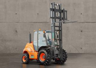 Високоповдигачи с висока проходимост Ausa C 500 H