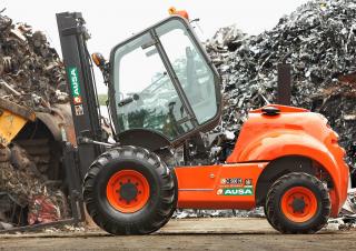 Високоповдигачи с висока проходимост Ausa C 500 H