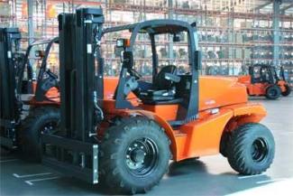 Високоповдигачи с висока проходимост Mast Explorer H 50 DA