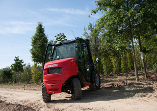 Високоповдигачи с висока проходимост Manitou MC 18-2