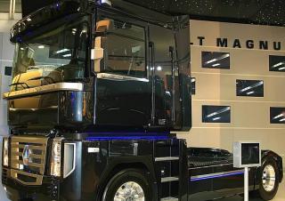 Камиони Влекачи Renault MAGNUM 440.19 4X2 TGV1040 E5