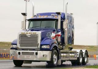 Камиони Влекачи Mack Super-Liner FUSION CAB ECE29 ISX 525 6x4