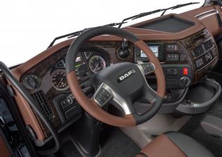 Камиони Влекачи DAF XF 530 FTS SC