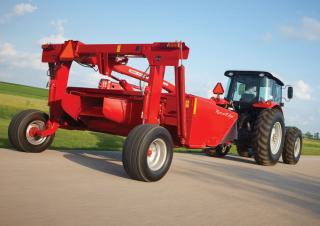Задно монтиран косачен диск с кондиционер Massey Ferguson 1393