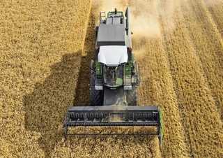 Зърнокомбайн Fendt 5225 E