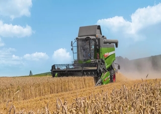 Зърнокомбайн Fendt 5255 L 