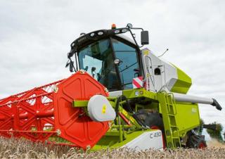 Зърнокомбайн Claas Avero 160