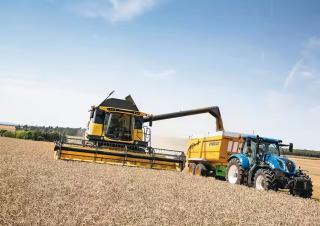 Зърнокомбайн New Holland CH7.70 ST5