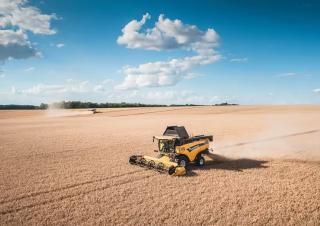 Зърнокомбайн New Holland CH7.70 ST5