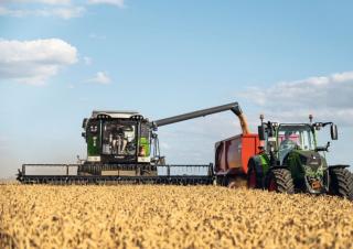 Зърнокомбайн Fendt Corus 522 