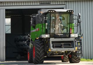 Зърнокомбайн Fendt Corus 526 MCS 