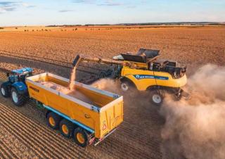 Зърнокомбайн New Holland CR8.90 ST5 Tracks+DFR