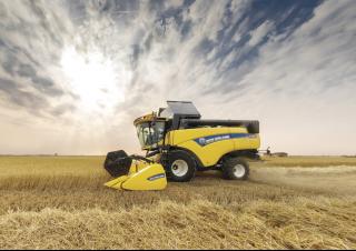 Зърнокомбайн New Holland CX6.80