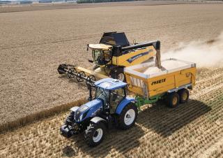 Зърнокомбайн New Holland CX6.80