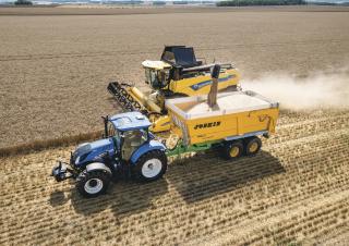 Зърнокомбайн New Holland CX6.80