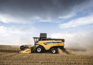 Зърнокомбайн New Holland CX6.80