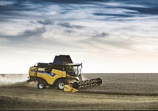 Зърнокомбайн New Holland CX6.80
