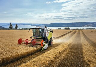 Зърнокомбайн Claas Evion 450 Maxi    