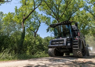 Зърнокомбайн Massey Ferguson Ideal 9 T