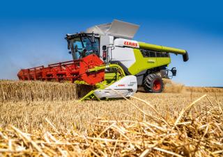 Зърнокомбайн Claas Lexion 6900 