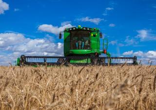 Зърнокомбайн John Deere S440