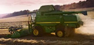 Зърнокомбайн John Deere W 650 i HM