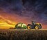 Трактори 4WD (задвиждане на четирите колела) JCB Fastrac 8330