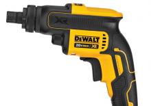 Акумулаторни бормашини и винтоверти DEWALT DCF624B 