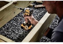Акумулаторни ударни винтоверти и гаечни ключове DEWALT DCF850P2