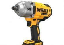 Акумулаторни ударни винтоверти и гаечни ключове DEWALT DCF900P1